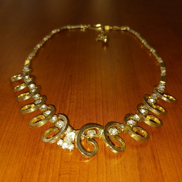 Sarah Coventry Celestial Necklace - Picture 4 of 7